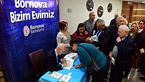 Dr. Keramettin Şar, söyleşi ve imza gününde Bornovalılar ile buluştu