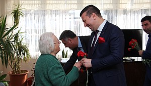 MÜSİAD İzmir Heyeti'den anlamlı ziyaret