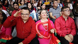 Özel Güne Bayraklı'da Anlamlı Etkinlik
