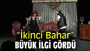 “İkinci Bahar” adlı tiyatro oyununa Bergamalılar'dan büyük ilgi