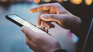 Google kullanıcılarını uyardı! Telefonunuzdan hemen silin!