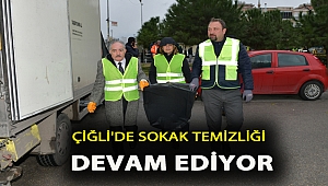 Çiğli'de Sokak Temizliği Devam Ediyor