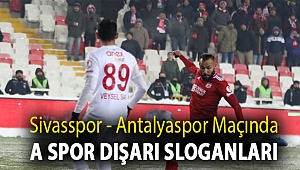 Sivasspor - Antalyaspor maçında A Spor dışarı sloganları