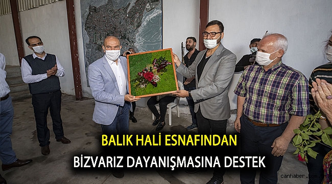 Balık hali esnafından Biz Varız dayanışmasına destek