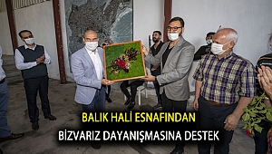 Balık hali esnafından Biz Varız dayanışmasına destek