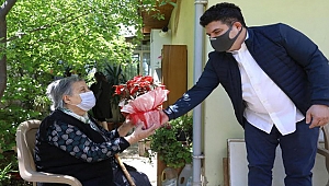 Başkan Erhan Kılıç’tan şehit annelerine sürpriz Anneler Günü ziyareti