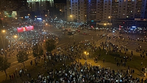Belarus'ta seçimlerin ardından halk sokakta