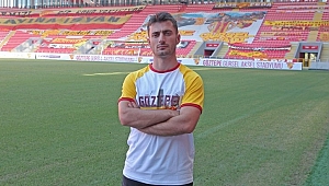 Göztepe'ye ilk imza Burak'tan
