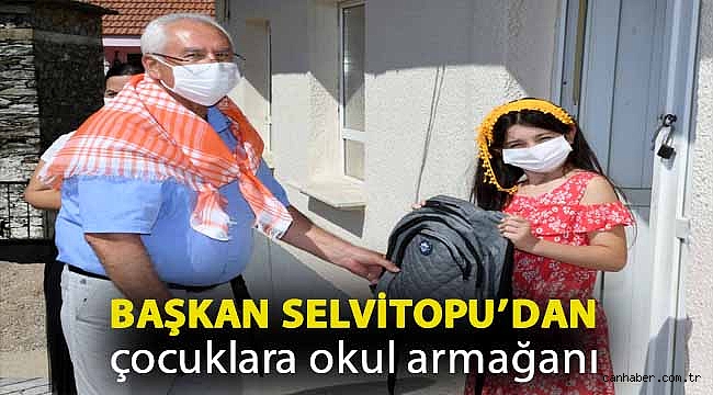 Başkan Selvitopu’dan çocuklara okul armağanı