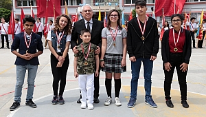 Çocuklar Atatürk sevgisini anlatacak!