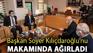 Başkan Soyer Kılıçdaroğlu’nu makamında ağırladı