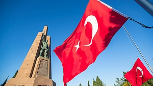 Devrim şehidi Kubilay ve arkadaşları Menemen’de anıldı