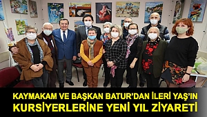 Kaymakam ve Başkan Batur’dan İleri Yaş’ın kursiyerlerine yeni yıl ziyareti