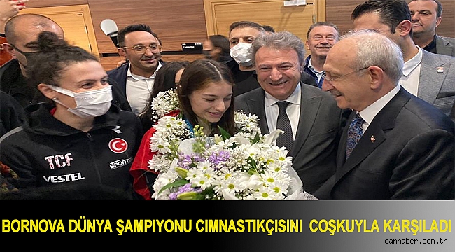 Bornova Dünya şampiyonu cimnastikçisini coşkuyla karşıladı