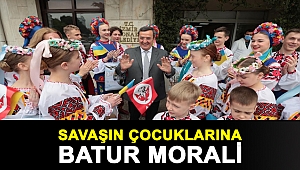 Savaşın çocuklarına Batur morali