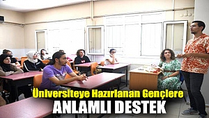 Üniversiteye hazırlanan gençlere anlamlı destek