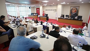 Bayraklı Meclisi'nde 'kütüphane' tartışması