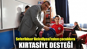 Seferihisar Belediyesi’nden çocuklara kırtasiye desteği