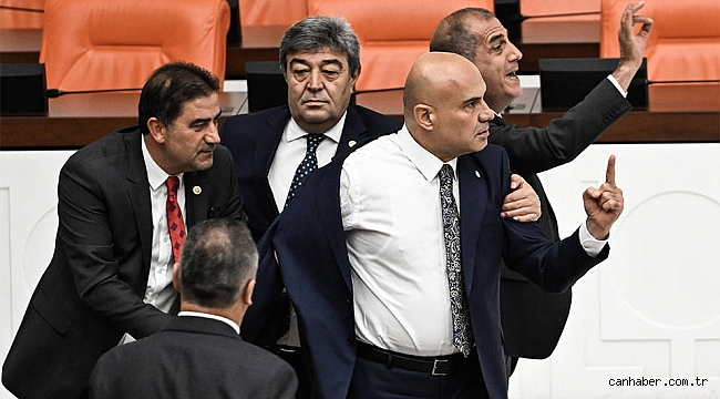 TBMM'de '3 dakika' tartışması: İlk görevinizde muhalefetin sesini kısmaya çalışıyorsunuz