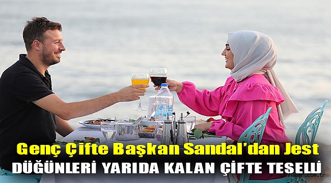 Genç çifte Başkan Sandal’dan jest