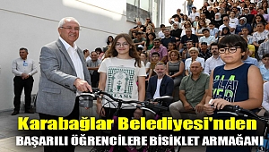 Karabağlar Belediyesi'nden başarılı öğrencilere bisiklet armağanı
