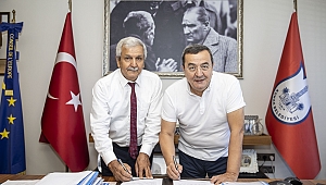 Konak Belediyesi'nden öğrencilere kırtasiye desteği