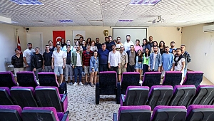 Başkan Tugay, gençlerle buluştu;