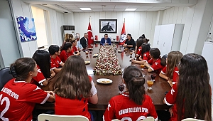 Konak'ın yeşil sahadaki sultanlarından Türkiye derecesi