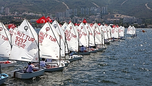 Narlıdere'de yelkenler, kurtuluşun kahramanlarına saygı için açılıyor