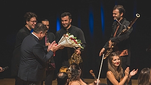 Karşıyaka Oda Orkestrası yeni sezonu alkışlarla açtı