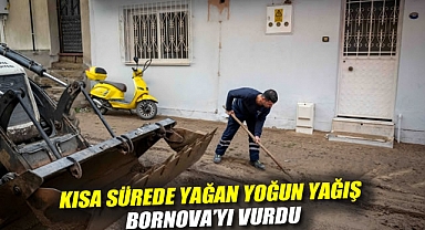 Kısa sürede yağan yoğun yağış Bornova'yı vurdu