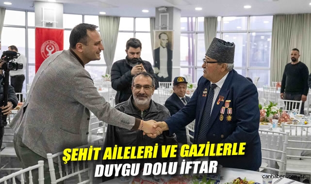 Şehit aileleri ve gazilerle duygu dolu iftar